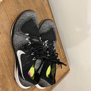 Nike black and white